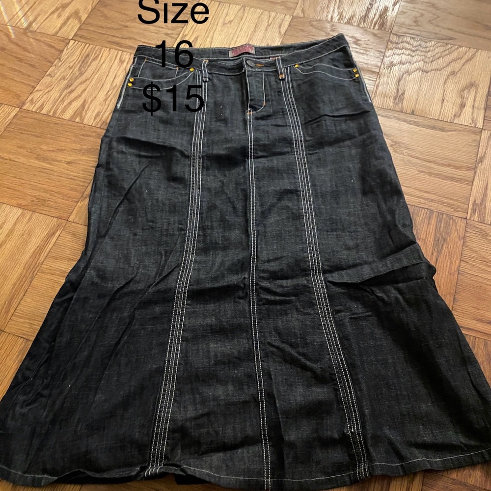 Price and size listed on photo. Ask for a bundle price. - Picture 2 of 14